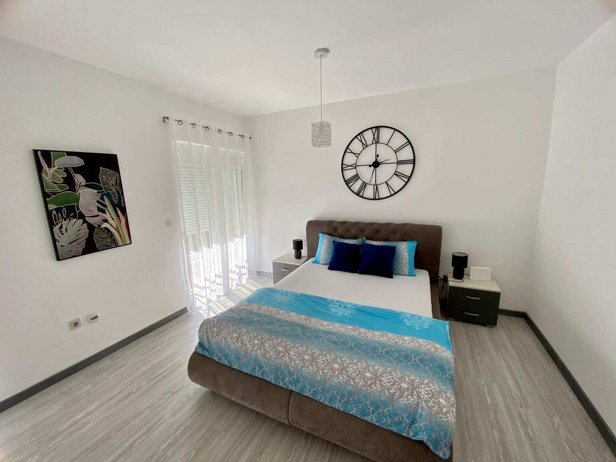 Banicevic Apartmani Thenovici Ngoại thất bức ảnh